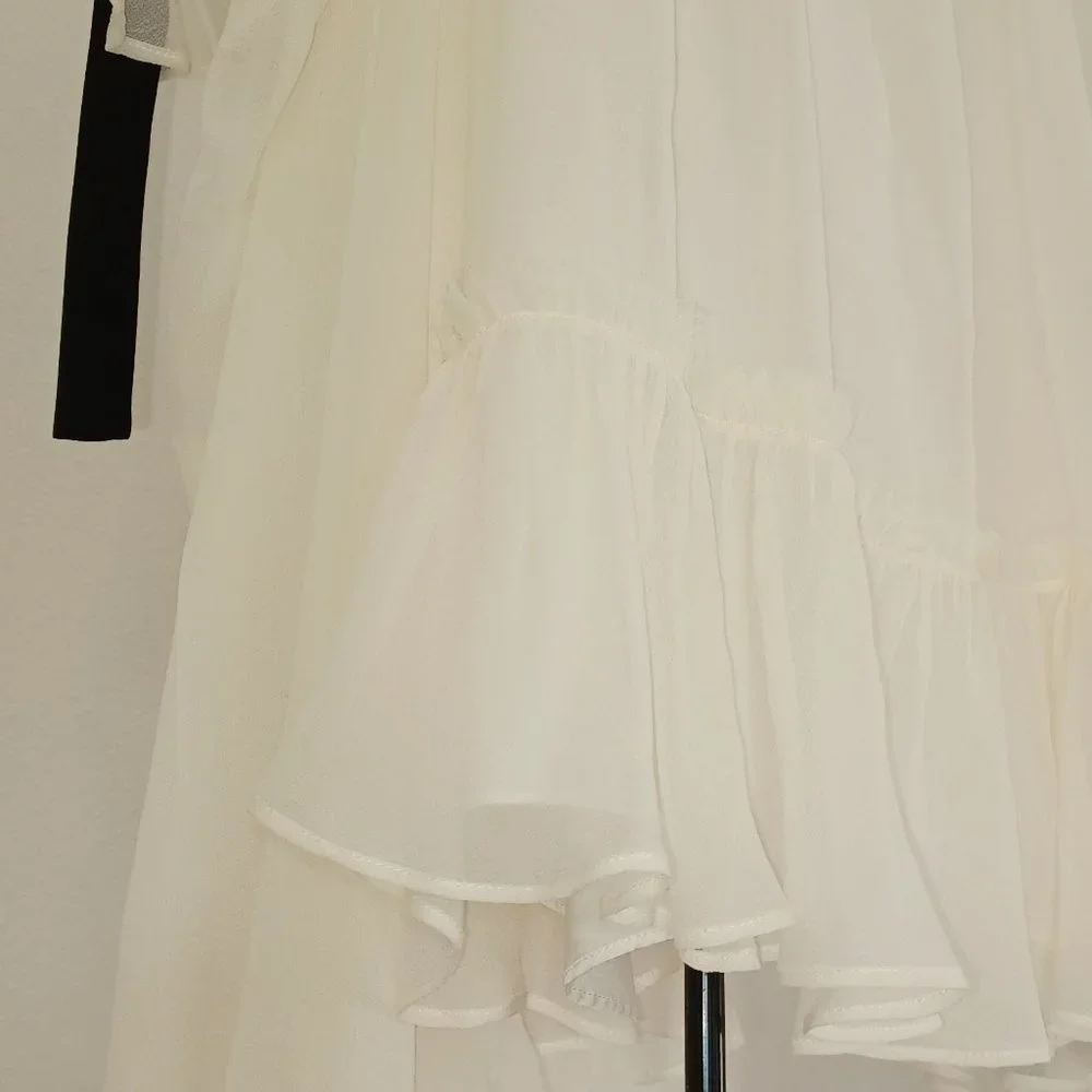 5 a 7 cinq a sept 100% Silk Amina Blouse - Picture 6 of 9
